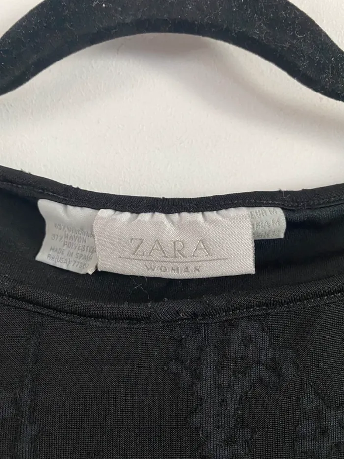 Robe à motif noir Zara - photo numéro 4