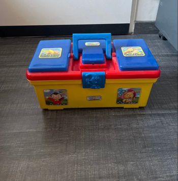 Caisse pâte à modeler 