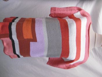 pull de printemps   fait main T 38