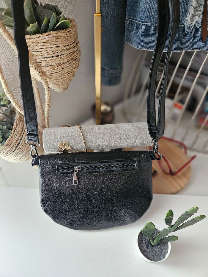 Sac banane noir irisé brillant neuf - photo numéro 3