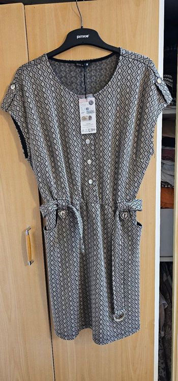 Belle robe breal hiver neuve t 42