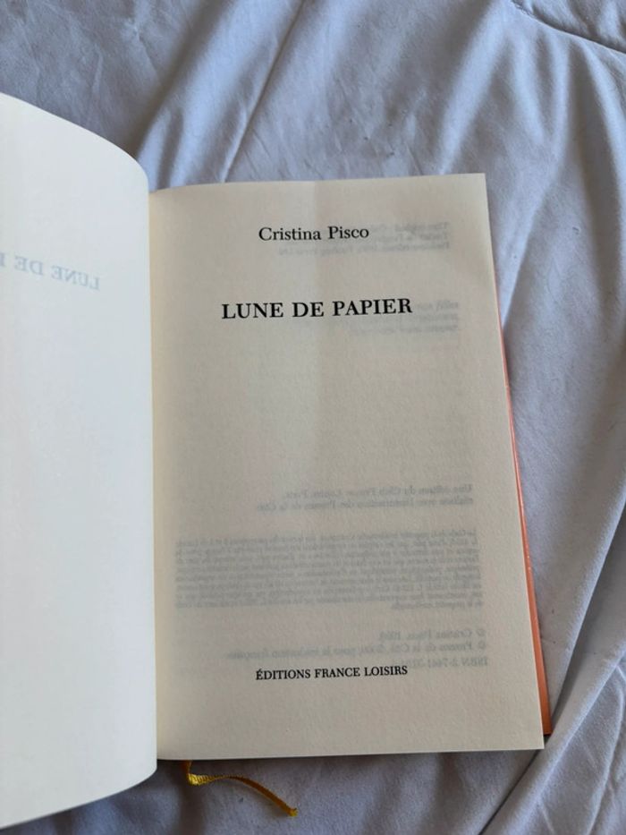 Livre La Lune de papier – Christina Pisco – Roman 1998 – Édition française 2000 - photo numéro 11
