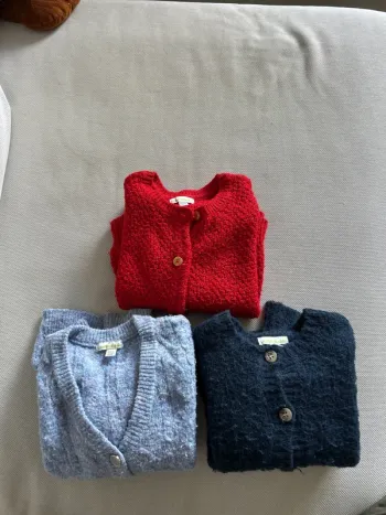 Lot de 3 gilets 4 ans