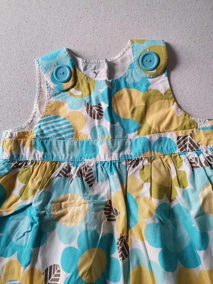 Jolie robe taille 18mois en très bon état - photo numéro 3