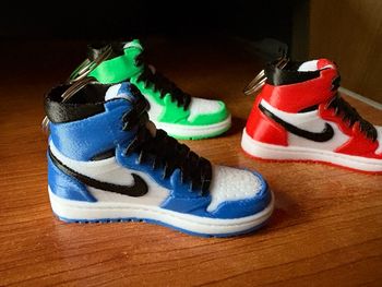 Mini Sneakers Air Jordan plusieurs couleurs disponibles