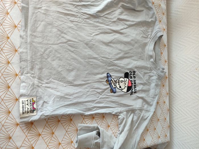 Deux t-shirts manches longues Zara - photo numéro 3