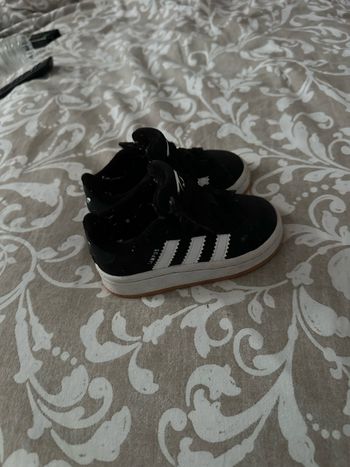 Campus noir taille 22