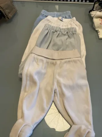 4 pantalons velours