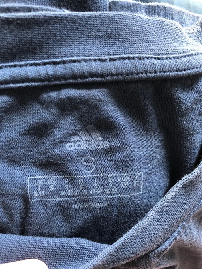 T shirt adidas bleu et rose - photo numéro 5