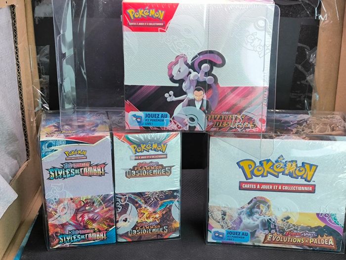 protection display pokemon