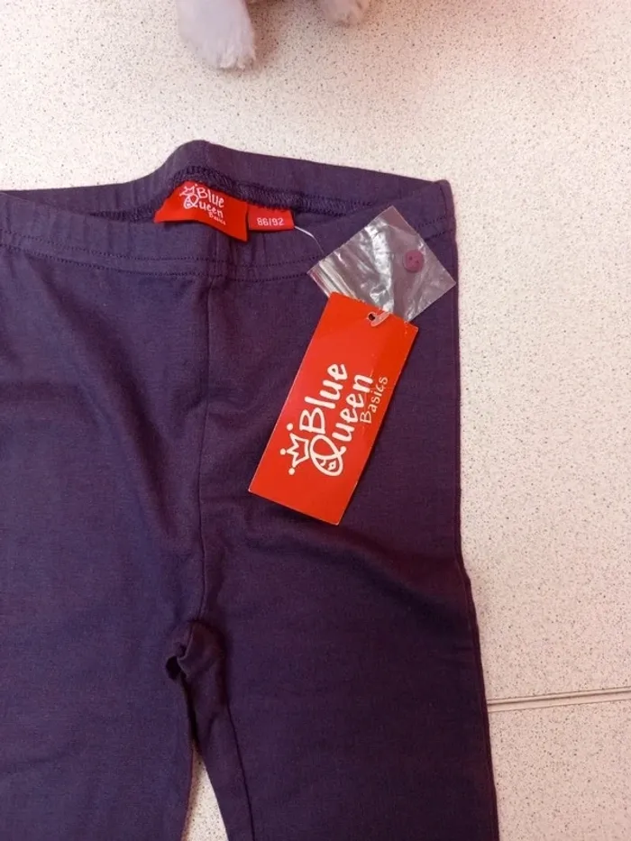 Legging neuf taille 18mois/2ans - photo numéro 2