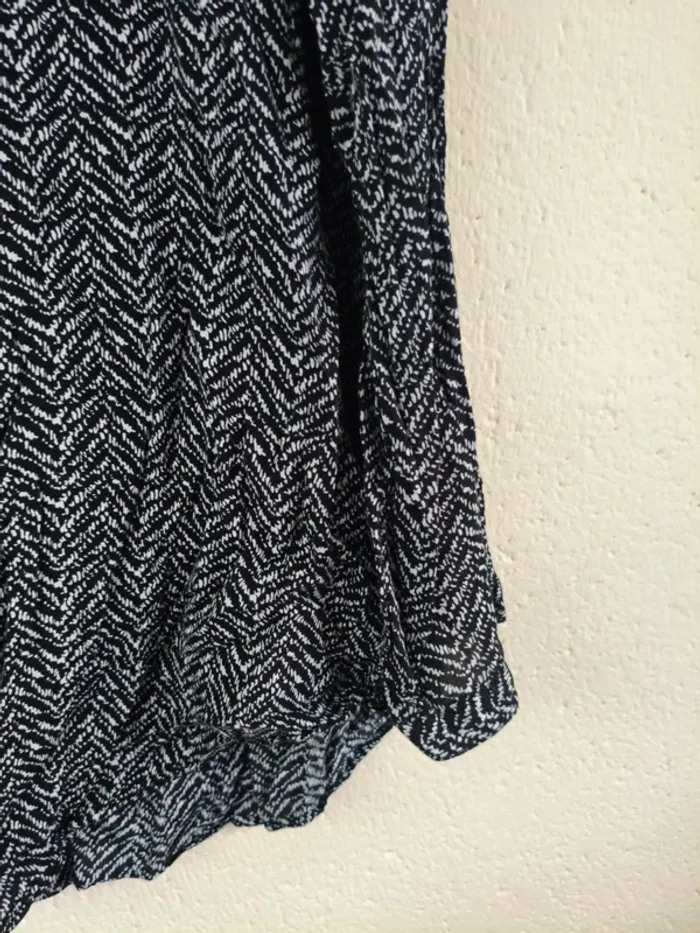 Tunique noire et blanche - LLDR - taille 48 - photo numéro 2