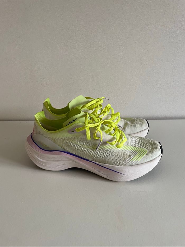 Chaussures de course - photo numéro 2