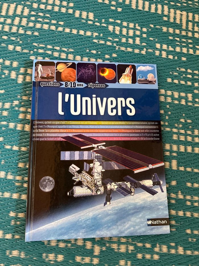 Livre sur l’univers