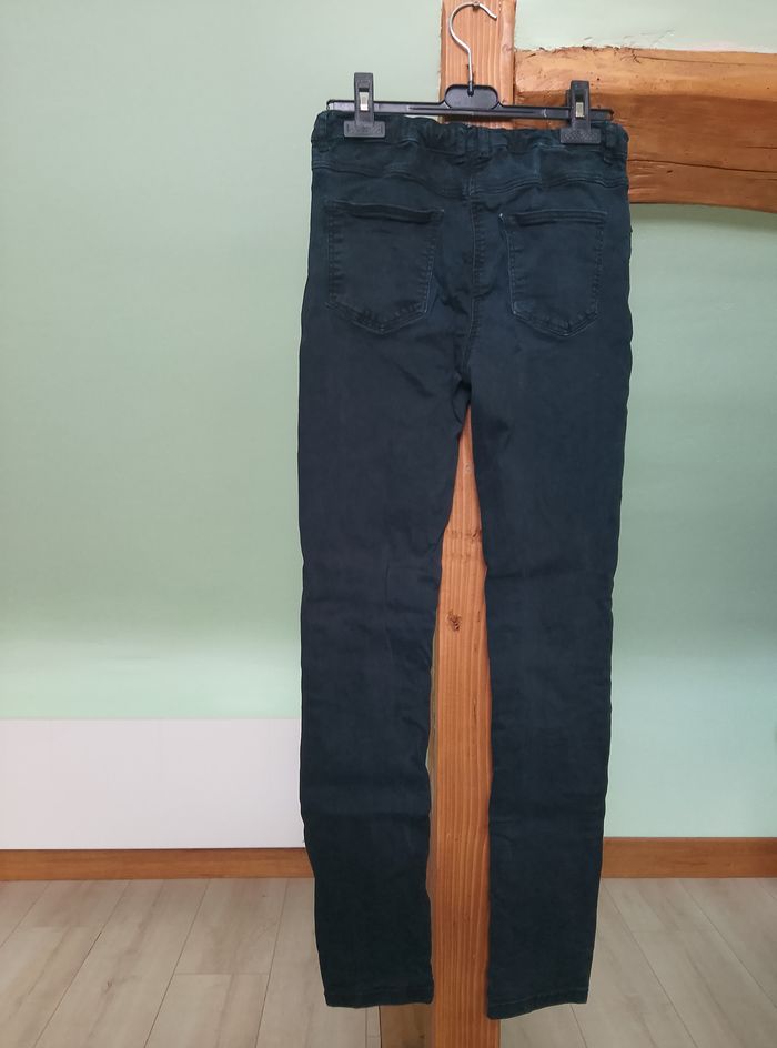 Jean noir - photo numéro 2