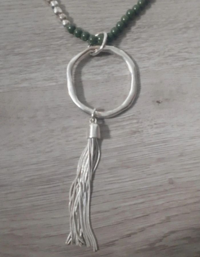 Collier sautoir perles vertes - photo numéro 2