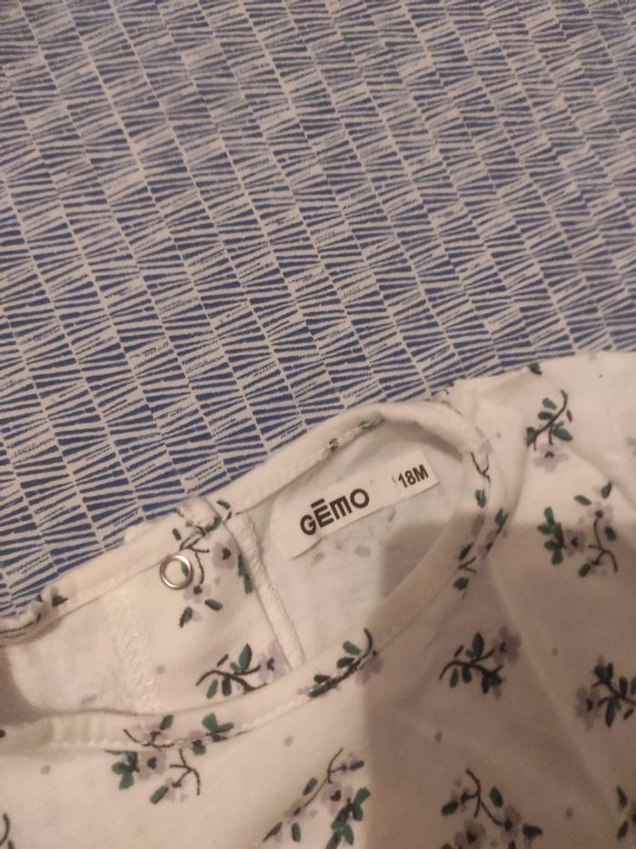 T-shirt manches longues fleuri 18m - photo numéro 3