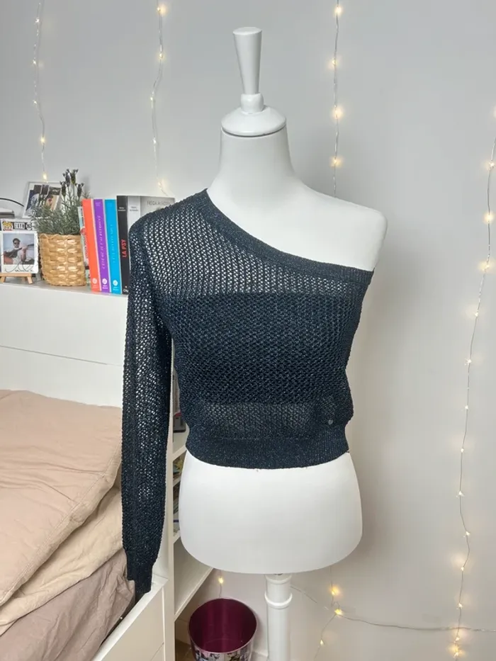 pull asymétrique noir et bleu brillant Brownie Y2K / soirée