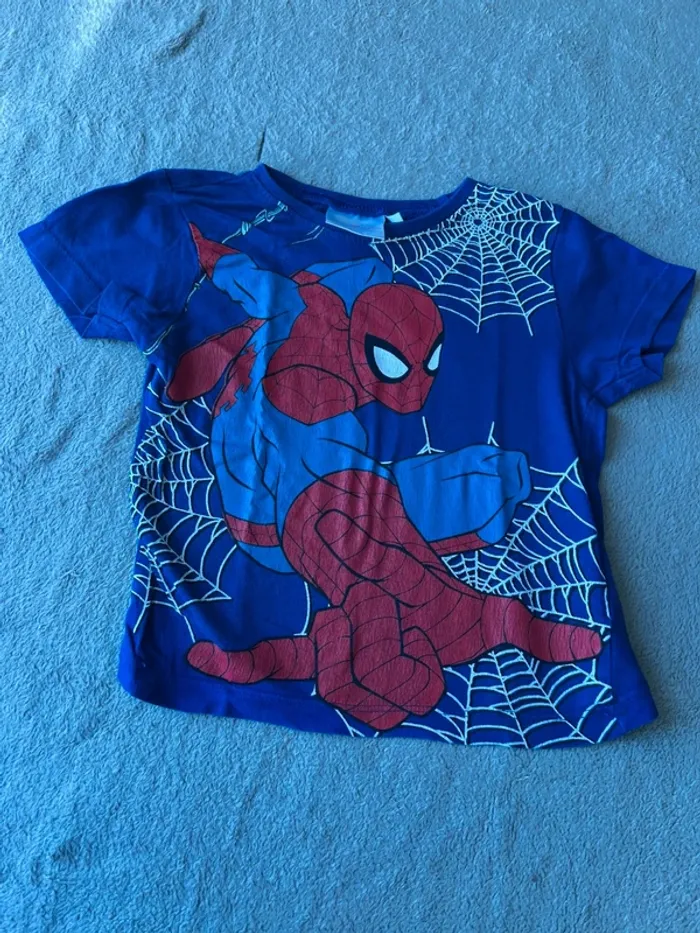 Lots t-shirt Spiderman - photo numéro 3