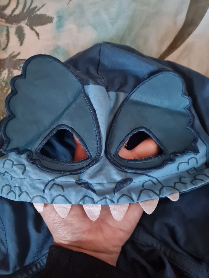 Cape monstre