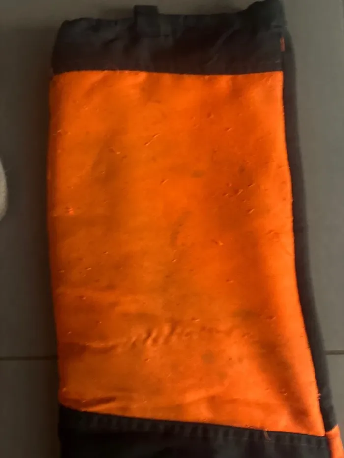 Pantalon bûcheronnage - photo numéro 3