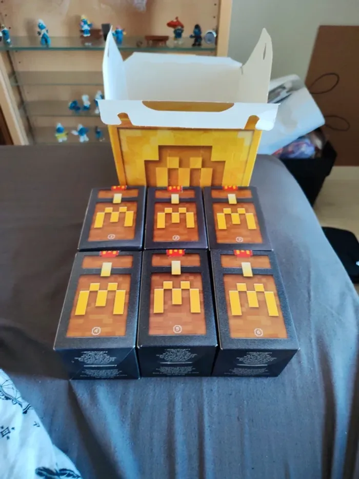 Figurine Minecraft McDonald's - photo numéro 2