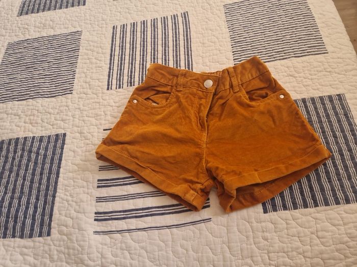 Short 8ans