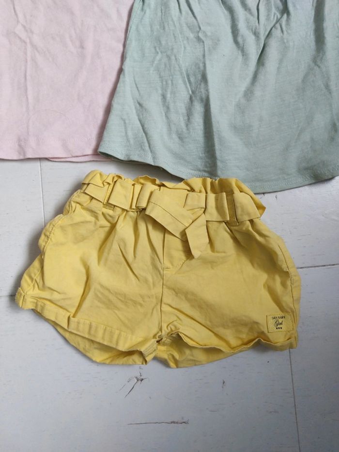 Lot de 3 vêtements été Zara Taille 3/6 mois - photo numéro 2