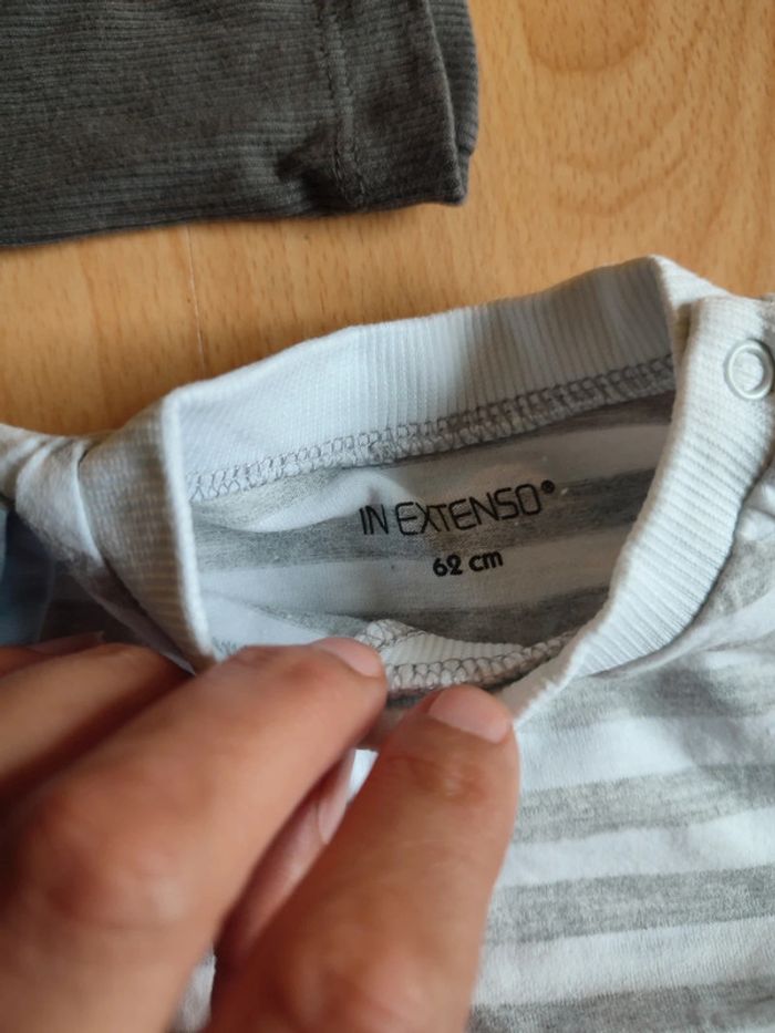 Lot de 4 t-shirts + 1 débardeur en 3 M - photo numéro 6