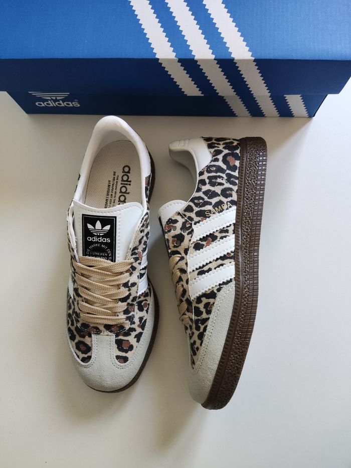 Basket Adidas samba léopard taille 38 - photo numéro 2