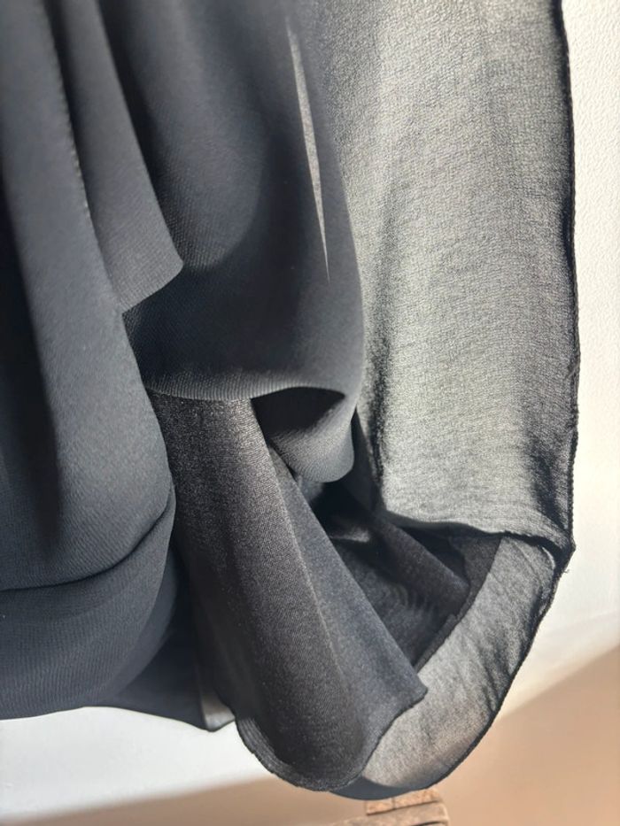 Petite robe noire - photo numéro 3