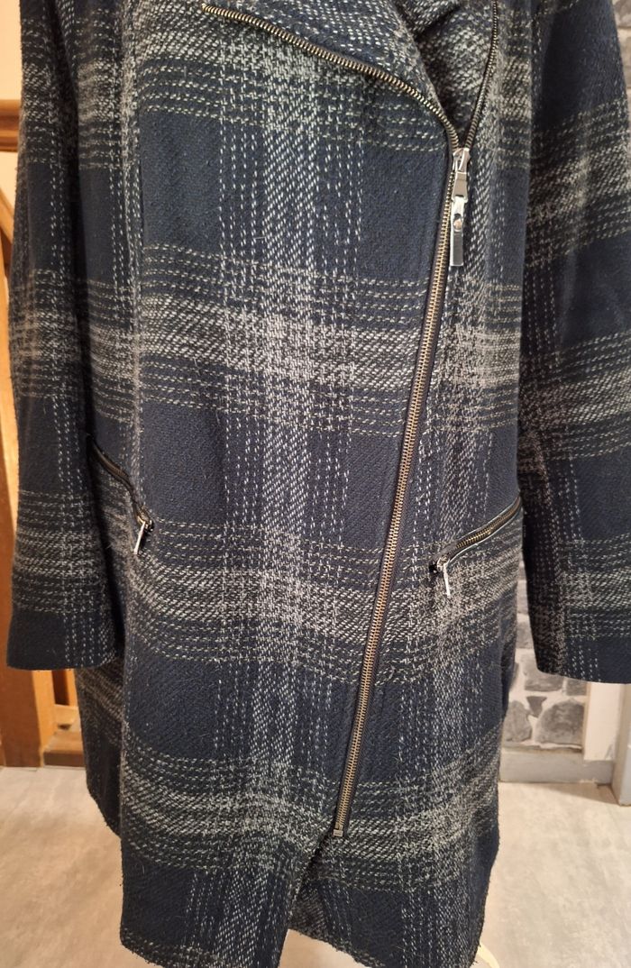 Manteau zippé bleu marine et gris à carreaux grande taille - photo numéro 3