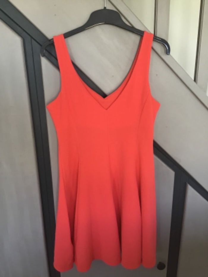 Robe col v