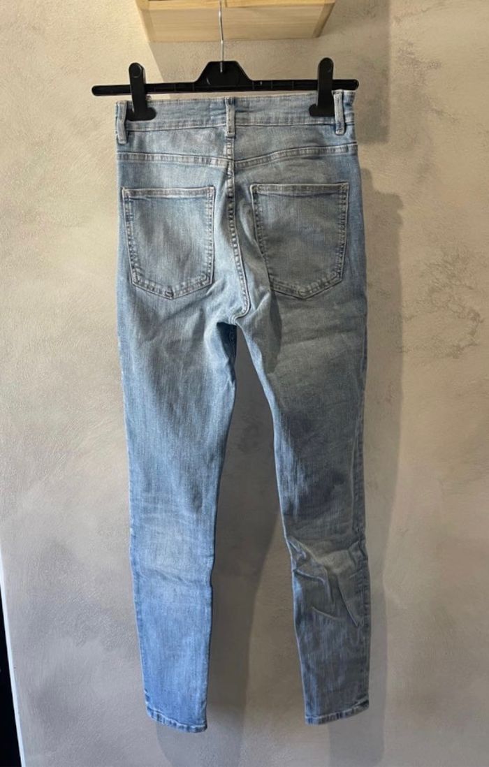 Jean Zara bleu taille 36 - photo numéro 2