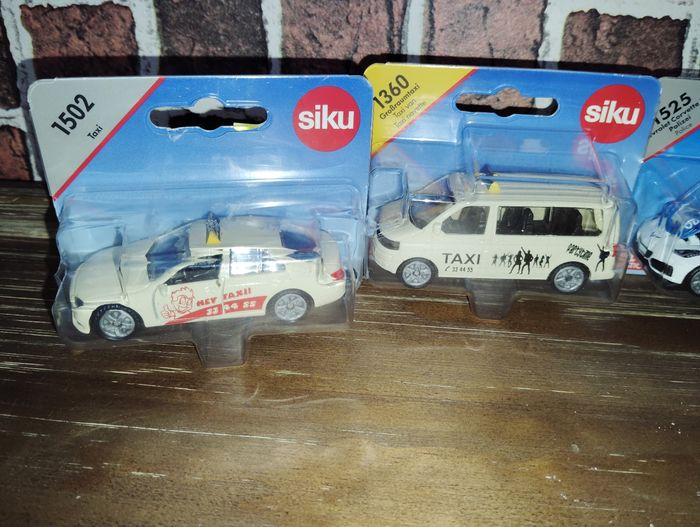 Lot de 4 voitures métal Siku - photo numéro 2
