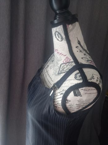 Robe à bretelles  T 38 Jennyfer