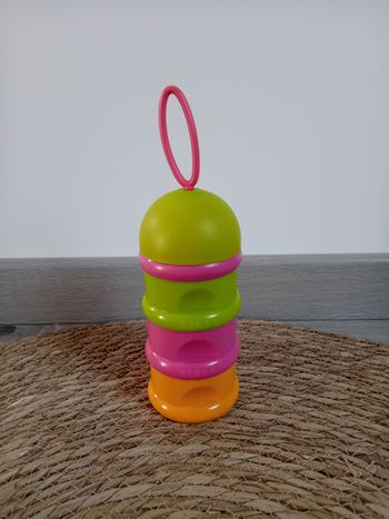 Boite doseuse de lait empilable