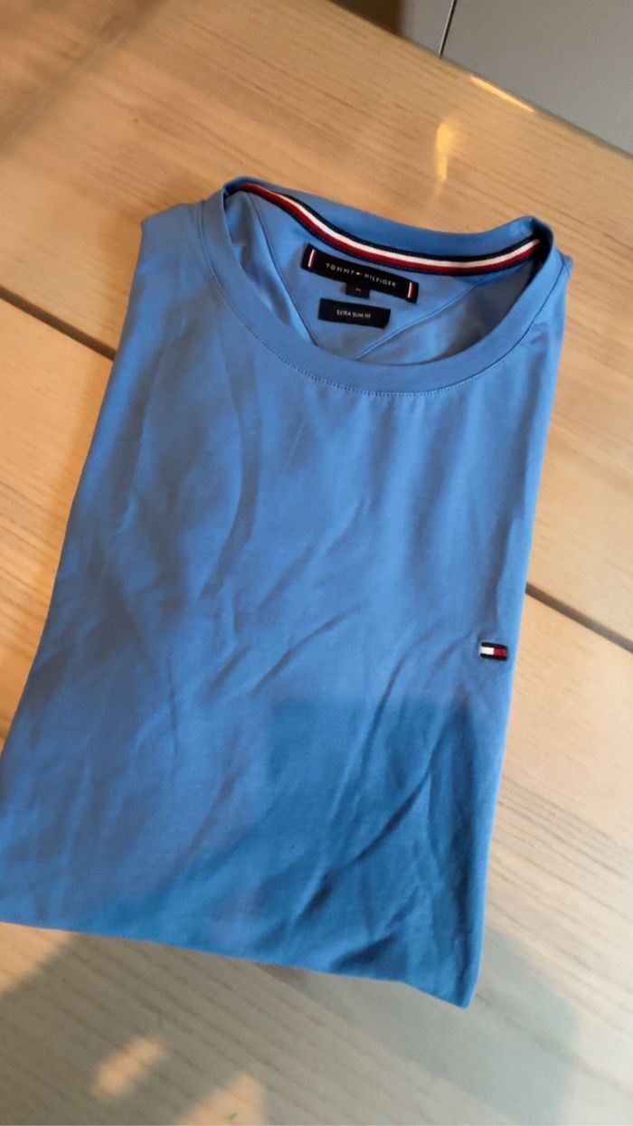 T shirt tommy