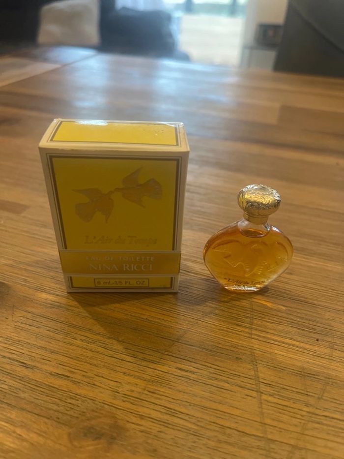 Miniature Nina Ricci neuve