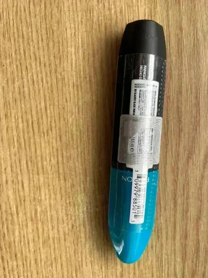Mascara noir revlon neuf - photo numéro 2