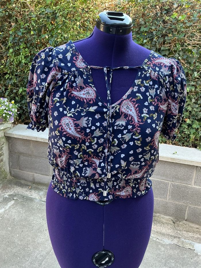 Blouse manches avec élastique ainsi qu’à la taille tons des bleus Chicorée S