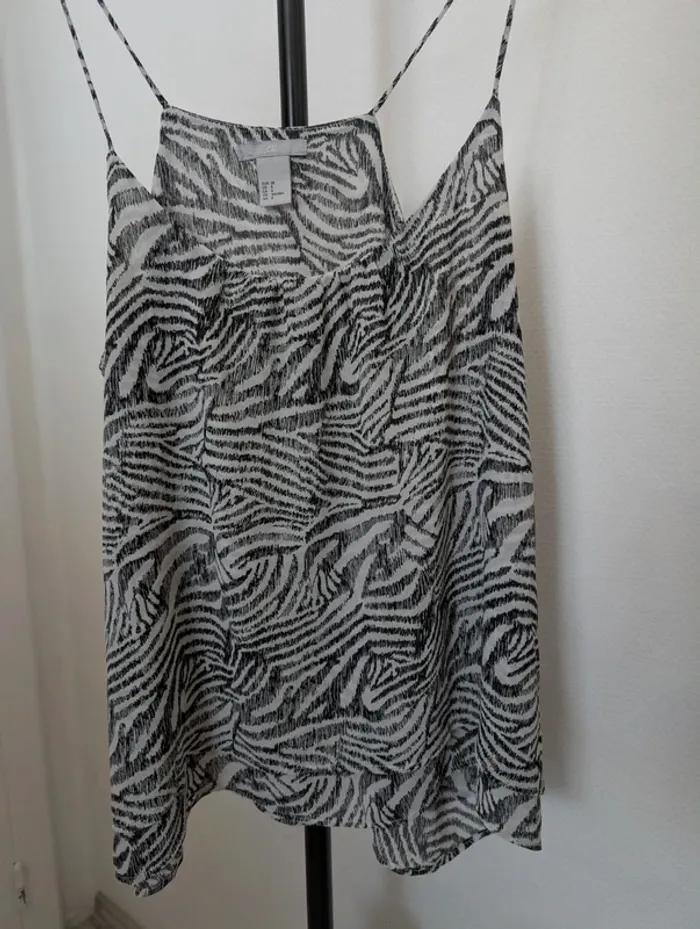 Top à bretelles H&M T.38 - photo numéro 3