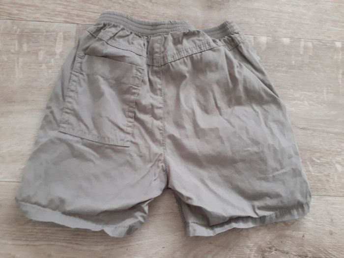 Short 18 mois - photo numéro 2