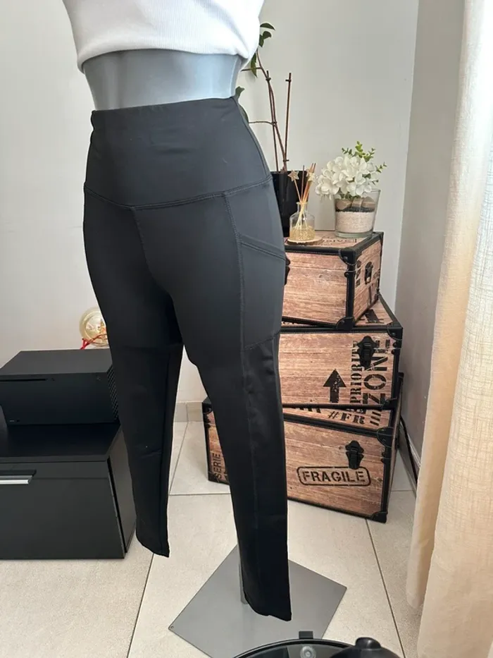 Legging noir - photo numéro 3