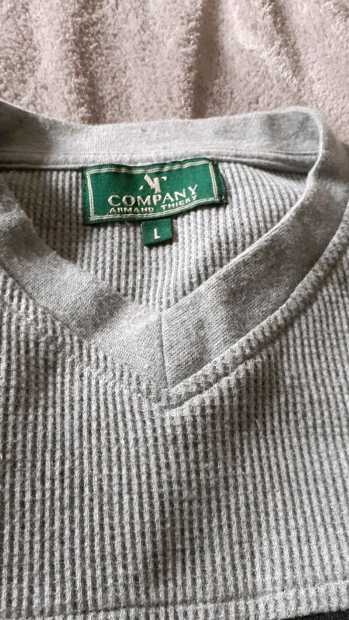 Pull gris - photo numéro 2