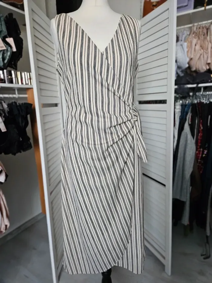 Robe mi-longue T.L h&m - photo numéro 11