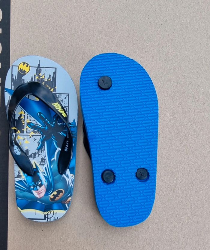 Tong Batman neuve T27 - photo numéro 3