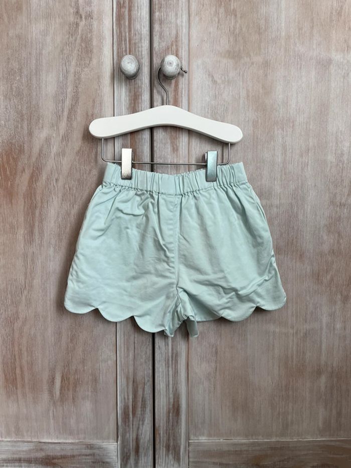 Short festonné dans le bas 5 ans - photo numéro 2