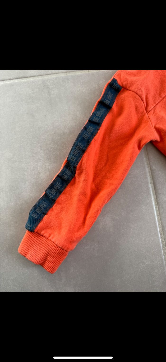 Sweat à capuche 24 mois - photo numéro 3