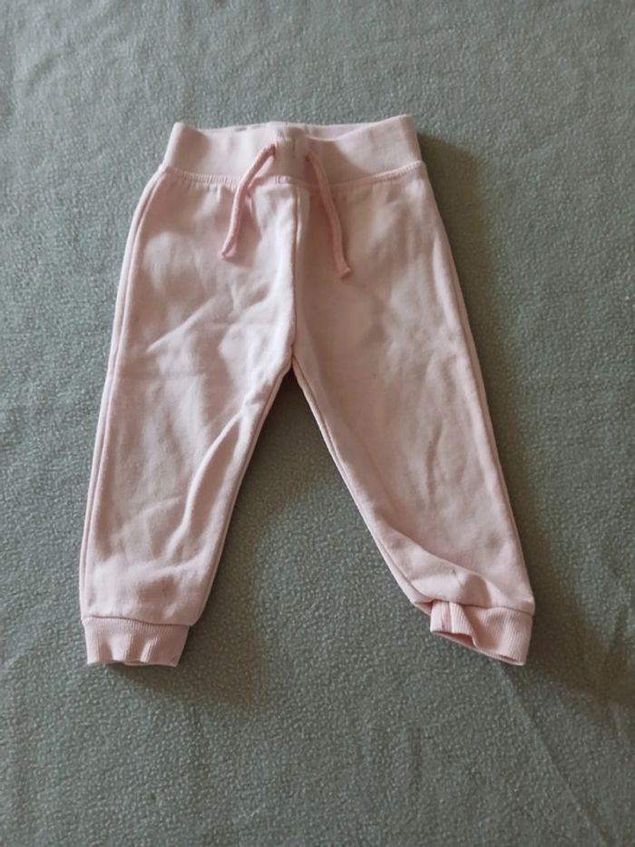 Lot joggings 9 mois - photo numéro 7